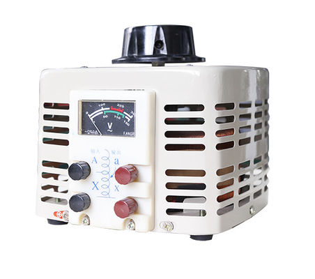 3KVA φωτισμός περιστροφικού εξογκώματος 0-250VAC Variac ρυθμιστών τάσης 3 φάσης του αυτόματου